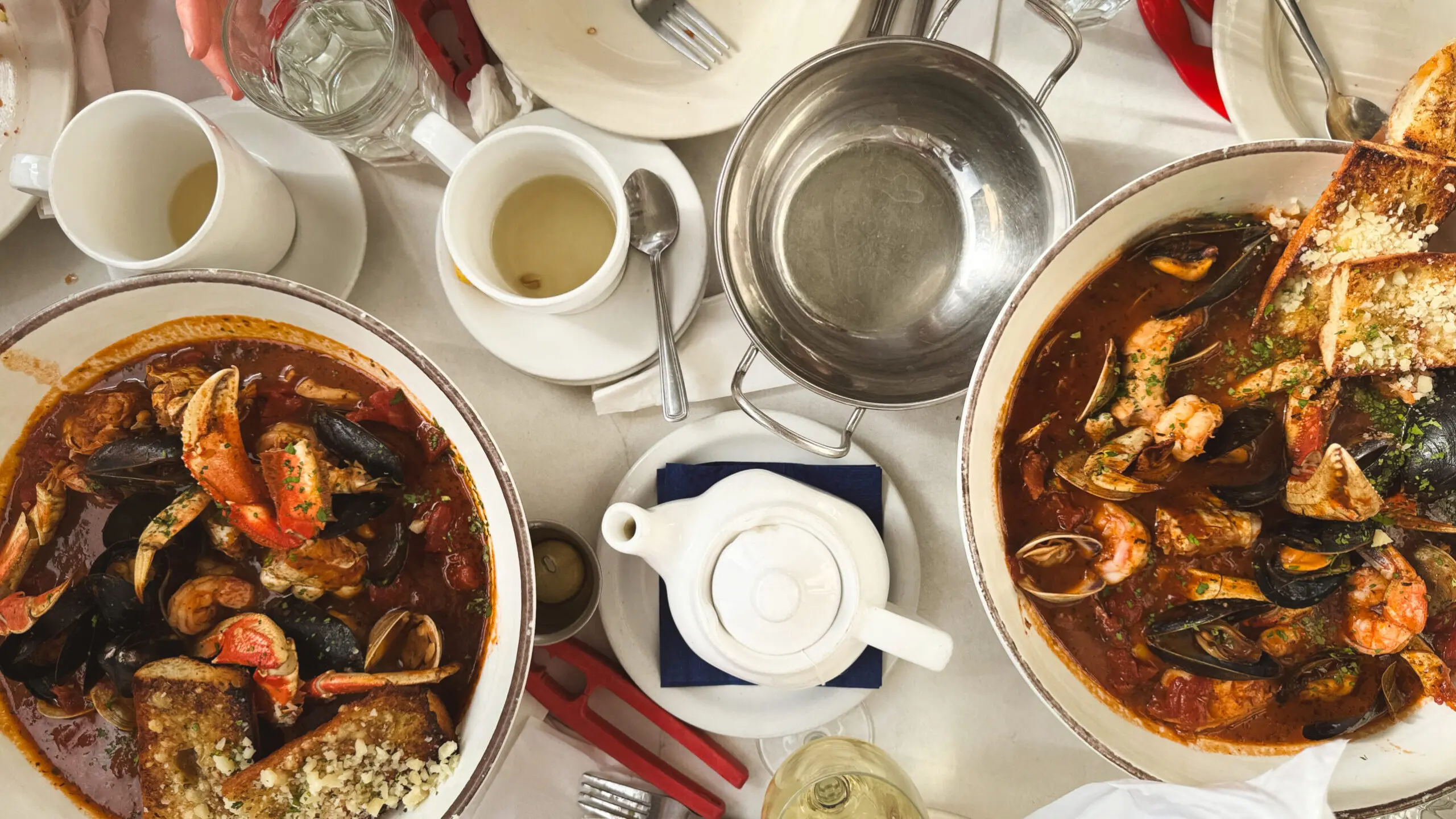 Anchor Oyster Bar Castro San Francisco seafood cioppino
