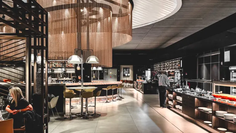 LATAM VIP Lounge at Santiago Airport