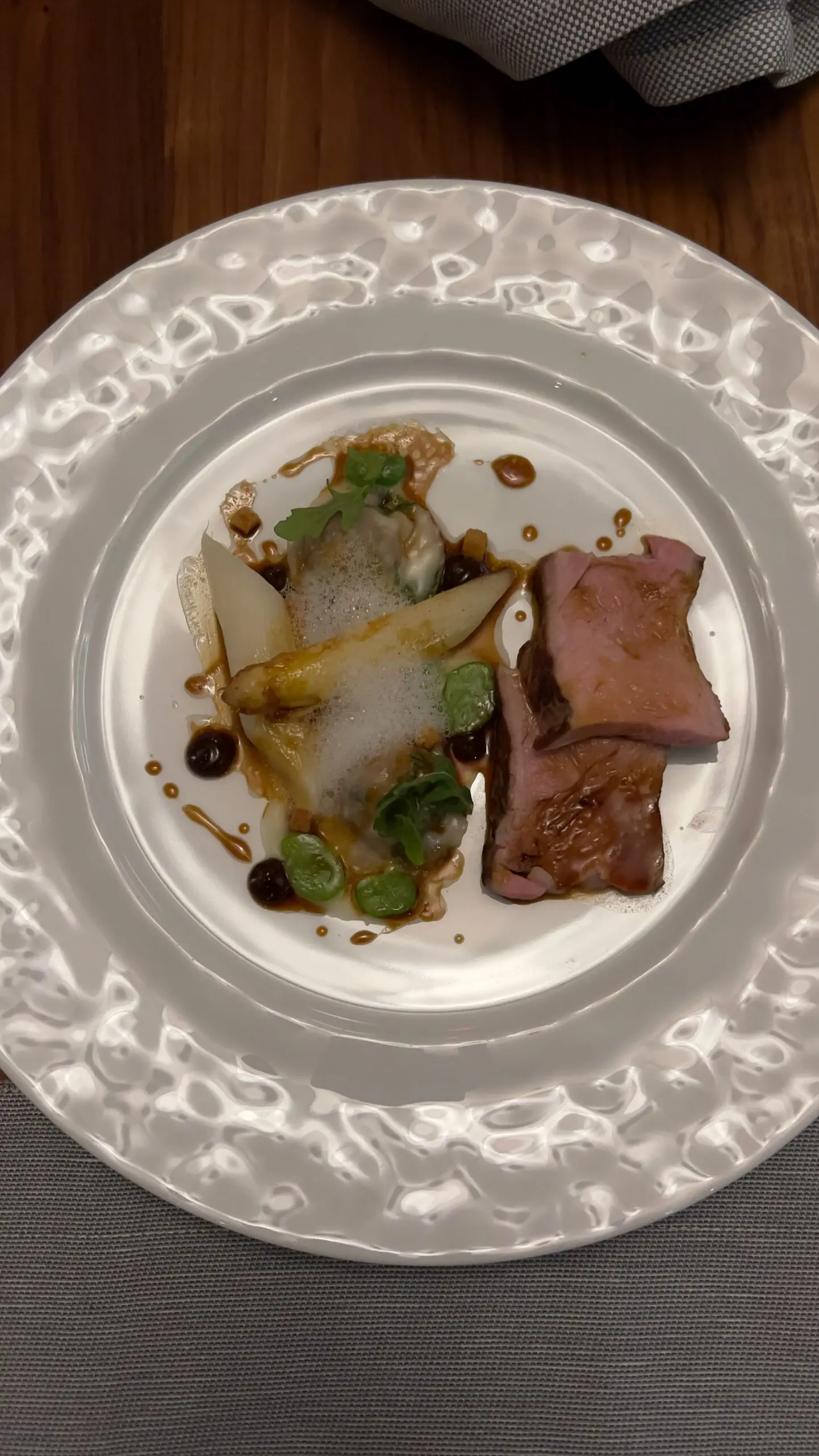 ONE65 San Francisco restaurant ambiance decor