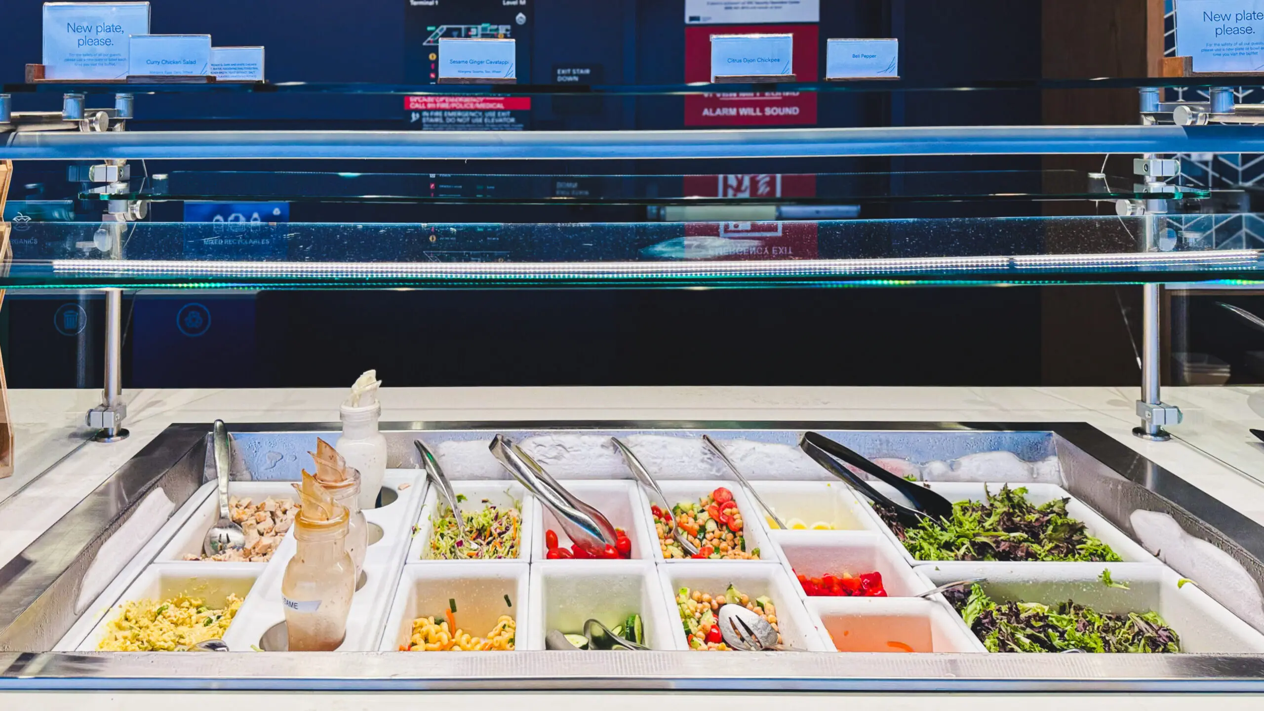 Alaska Airlines Lounge at SFO lounge design