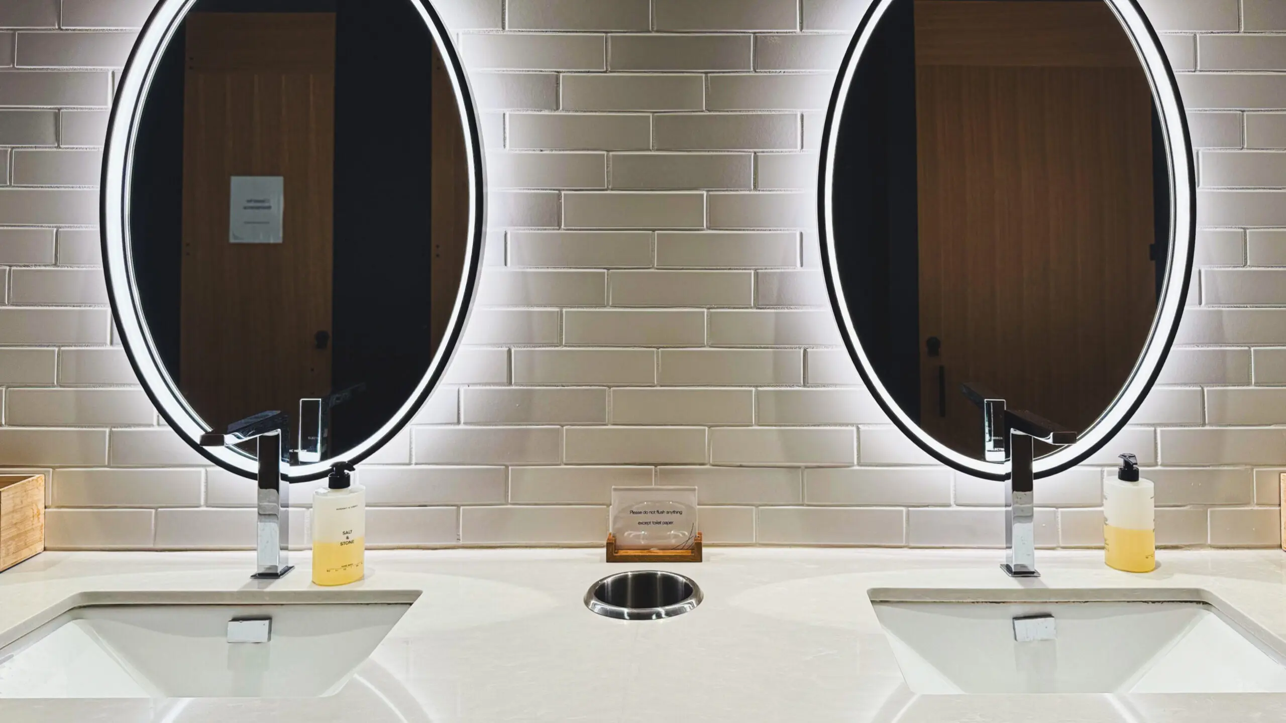 Alaska Airlines Lounge at SFO windows