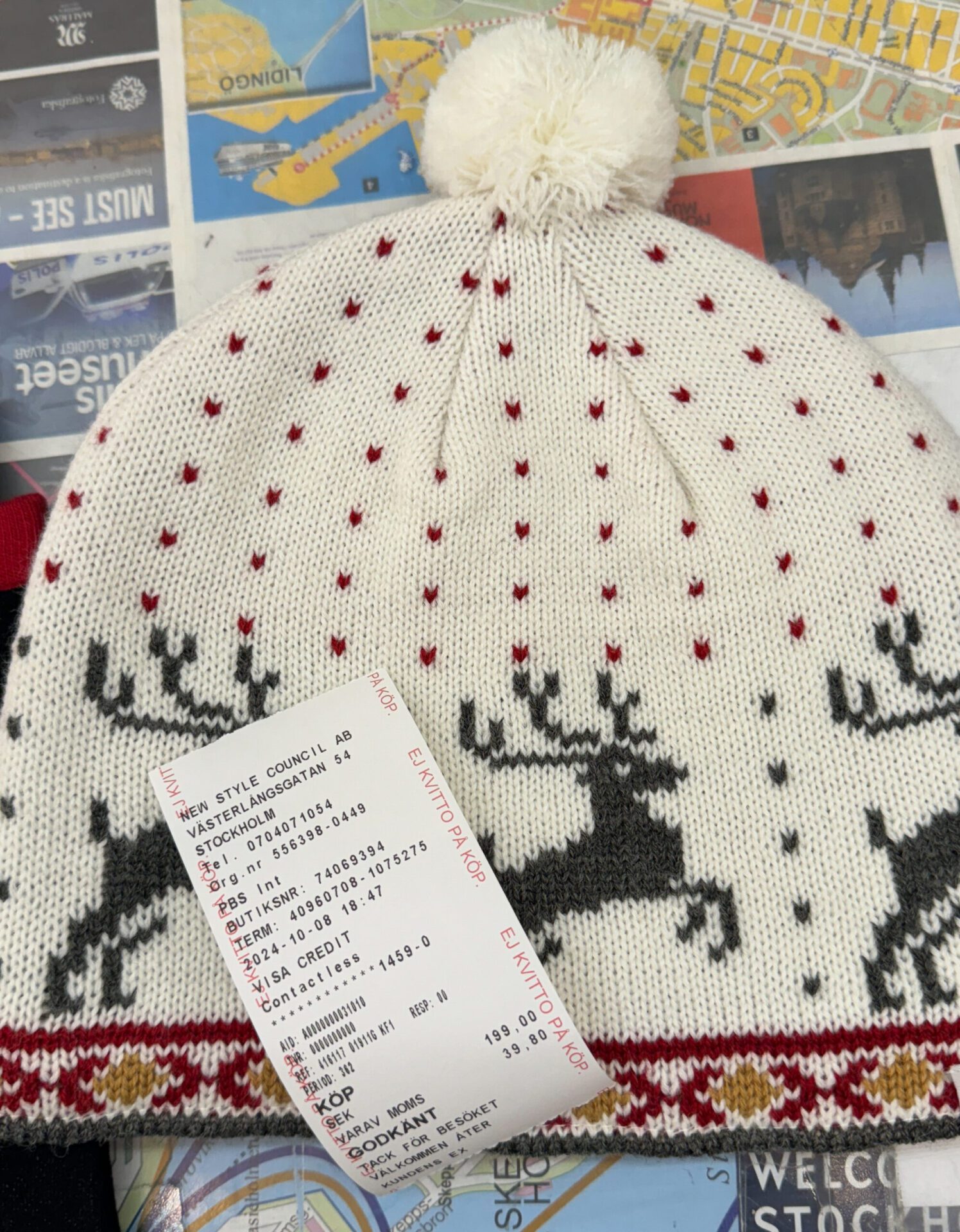 Knitted Scandinavian hat